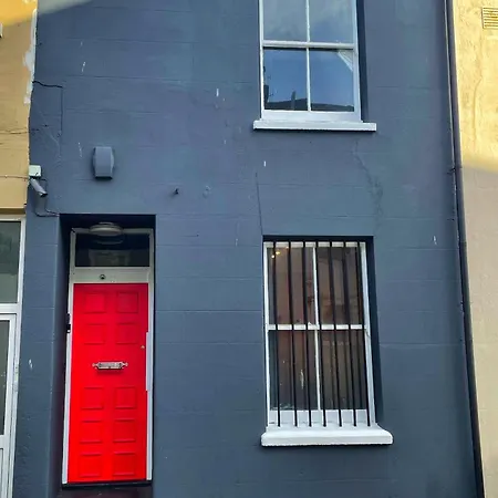 The Hidden Dungeon Apartment Brighton Exterior photo